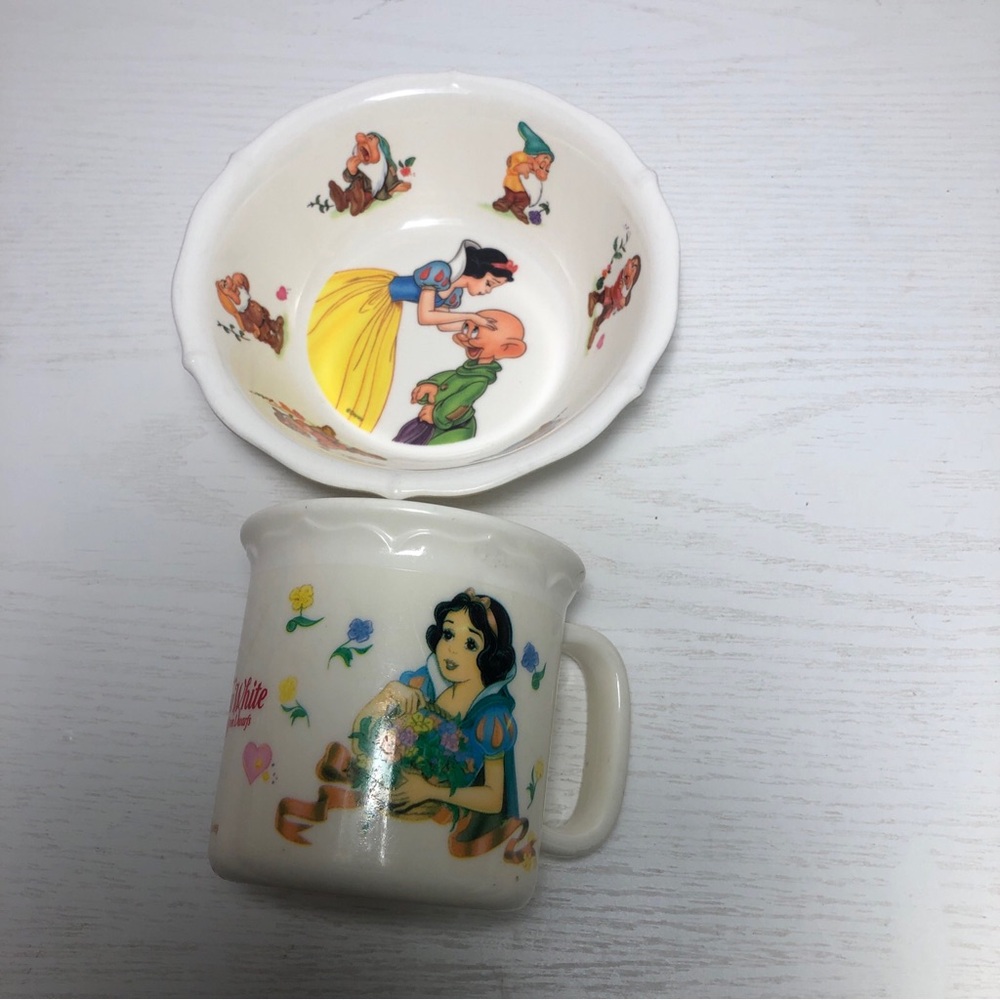 Vintage SELANDIA Disney Snow White and the Seven Dwarfs Bowl And Cup